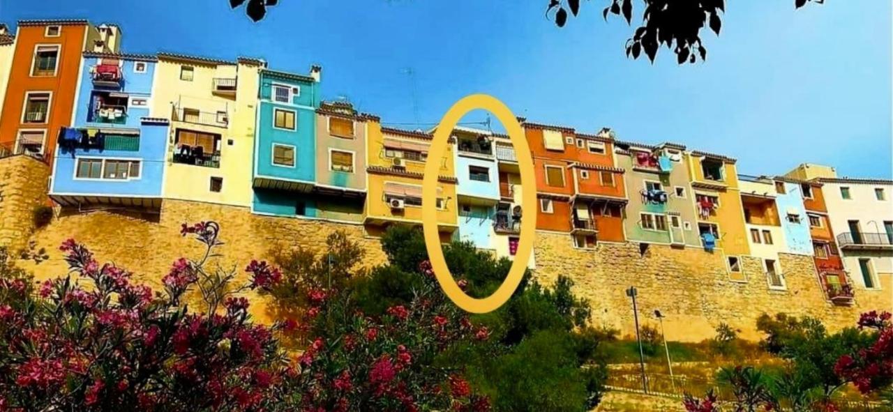 Preciosa Casa En Vilajoyosa Con Vistas Al Mar En Las Casas Colgantes Del Casco Antiguo Villajoyosa Eksteriør billede